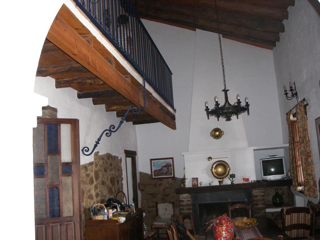 Casa Rural El Trillo Affittacamere El Alcornocal Esterno foto